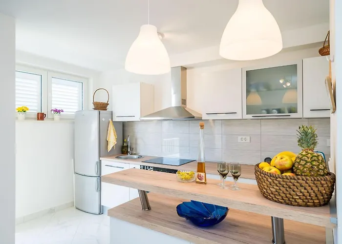 Apartamento Cvjetkovi - Two Bedroom With Terrace And Sea View Dubrovnik