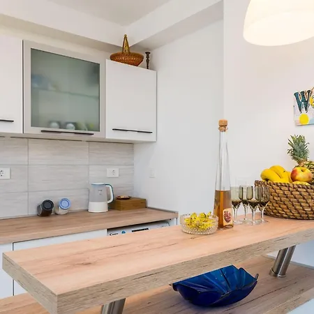 Appartamento Cvjetkovi - Two Bedroom With Terrace And Sea View Ragusa