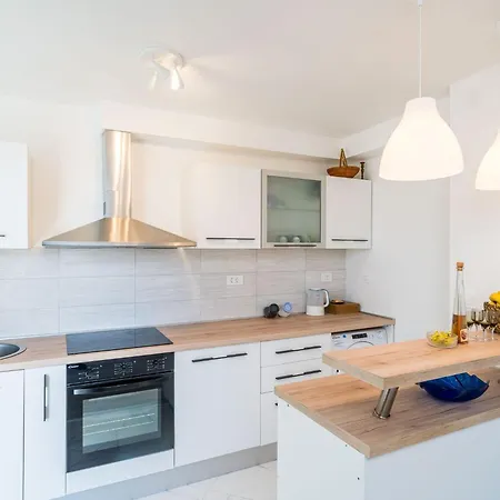 Appartamento Cvjetkovi - Two Bedroom With Terrace And Sea View Ragusa