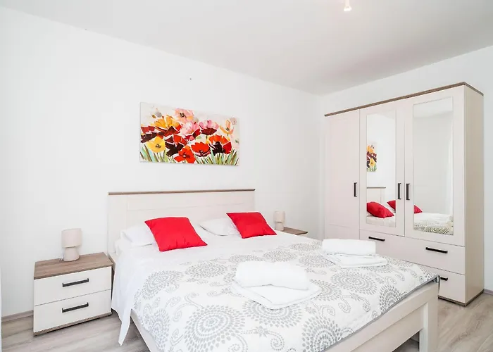 Daire Cvjetkovi - Two Bedroom With Terrace And Sea View *