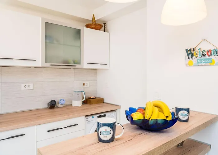 Cvjetkovi - Two Bedroom With Terrace And Sea View Daire